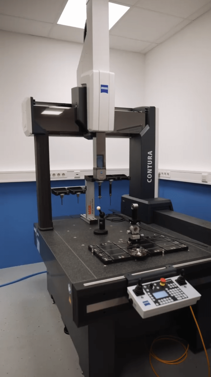 ZEISS CONTURA CNC Koordinatenmessgerät bei Mothes CNC